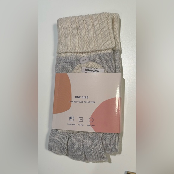 SIIZU Convertible Mittens - Picture 2 of 3